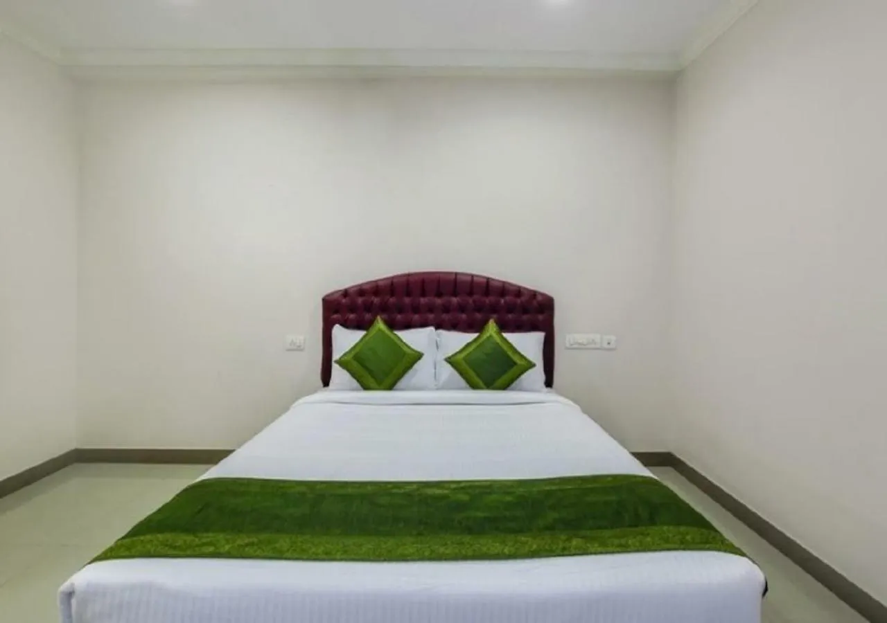 Stayzone-Royal Inn 特里凡得琅 印度